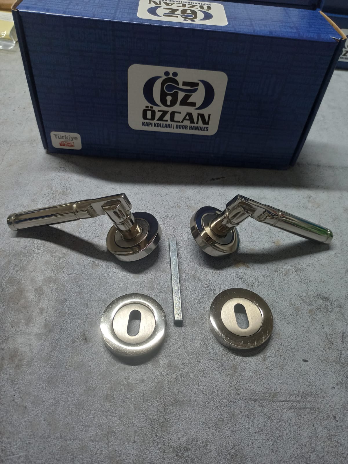 Özcan Kapı Kolları ve Mobilya Aksesuarları